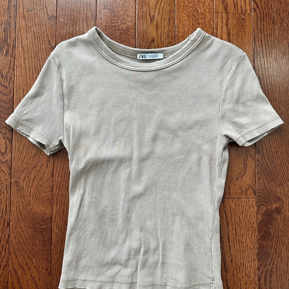 Zara Women's Short Sleeve Taupe Tee